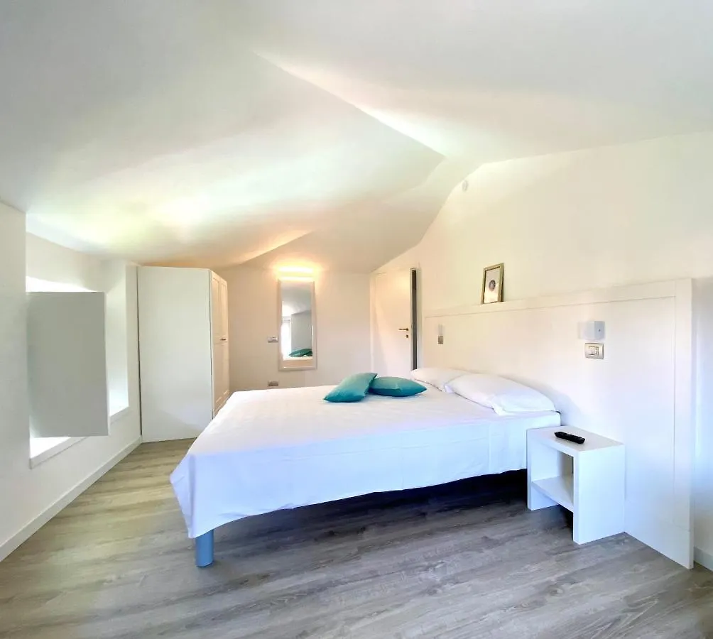 Abies Lago Di Como Dongo Apartamento