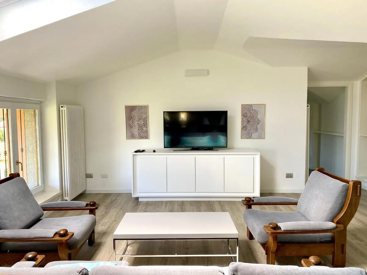 Apartamento Abies Lago Di Como Dongo Italia
